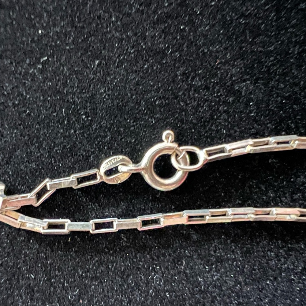 Sterling Silver Rectangle Link Chain Necklace 24" - Picture 3 of 5